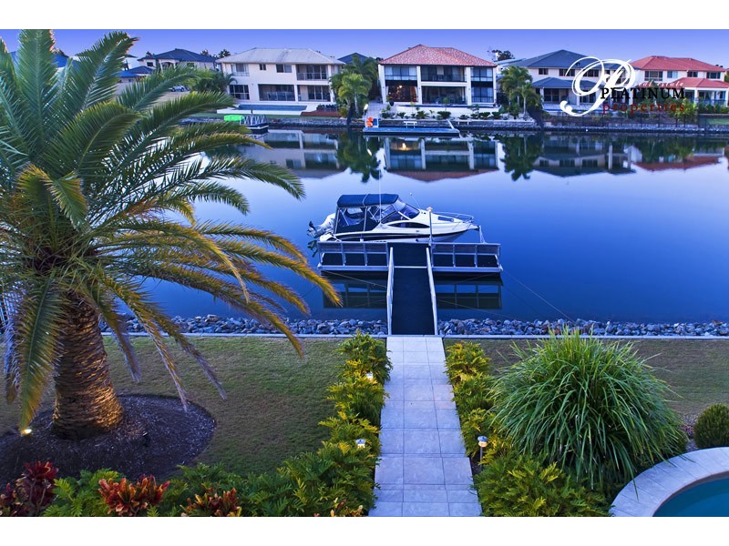 9 Pipers Point, Helensvale QLD 4212