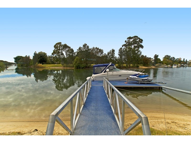 Broadbeach Waters QLD 4218