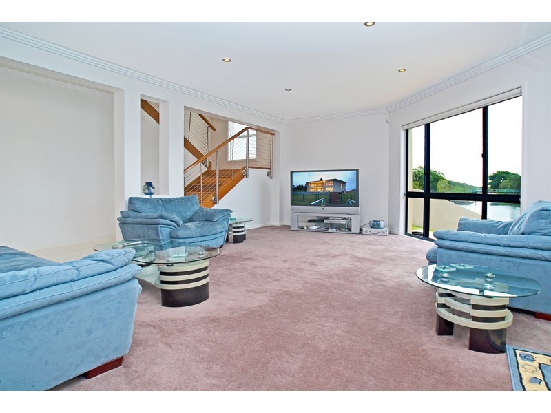 Broadbeach Waters QLD 4218