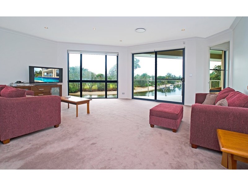 Broadbeach Waters QLD 4218