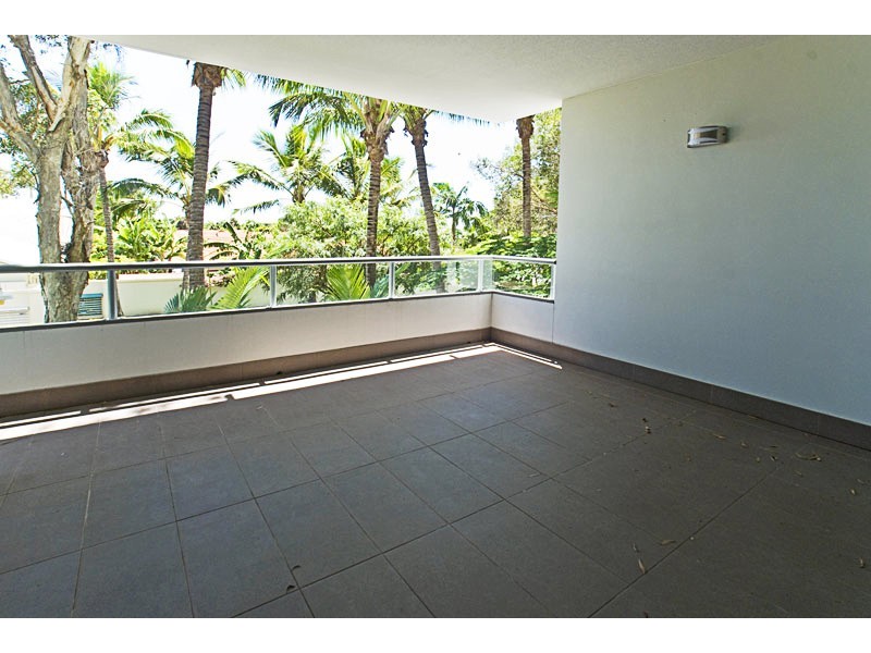 Level 2 I-29-28 Bayview Street, Runaway Bay QLD 4216