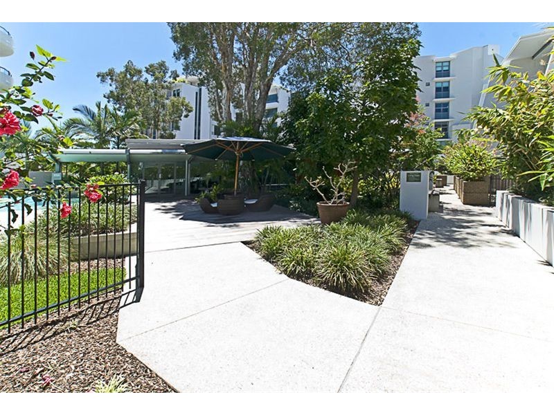 Level 2 I-29-28 Bayview Street, Runaway Bay QLD 4216