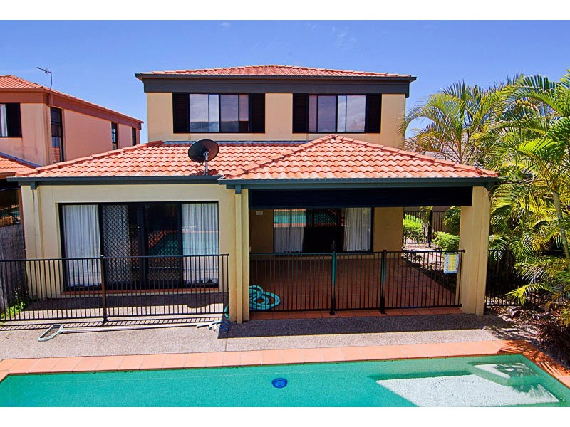 535 Oyster Cove Promenade, Hope Island QLD 4212