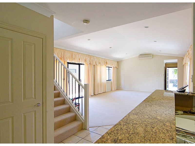 535 Oyster Cove Promenade, Hope Island QLD 4212