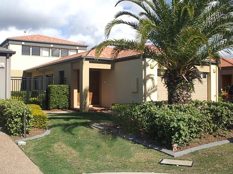 535 Oyster Cove Promenade, Hope Island QLD 4212