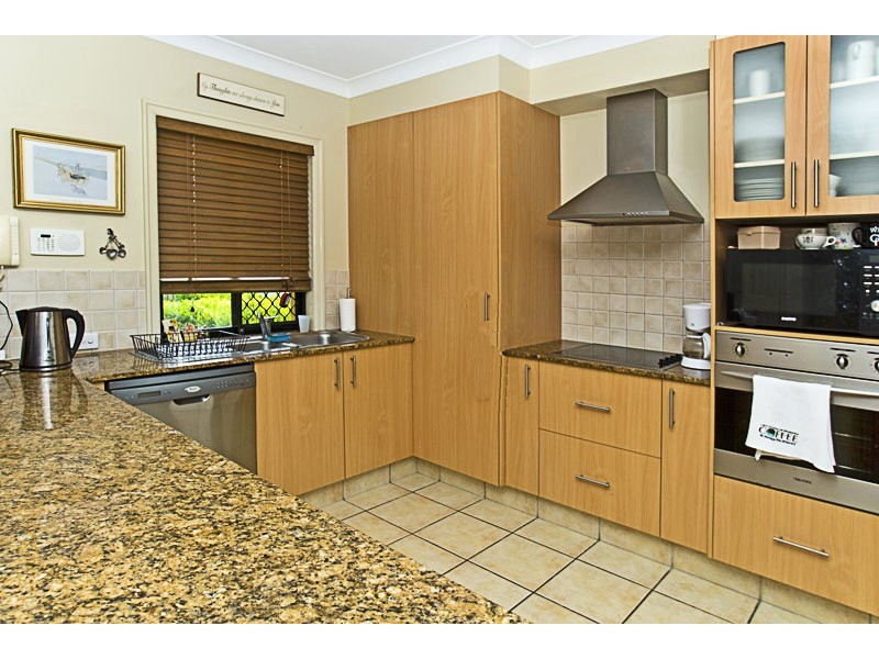 535 Oyster Cove Promenade, Hope Island QLD 4212