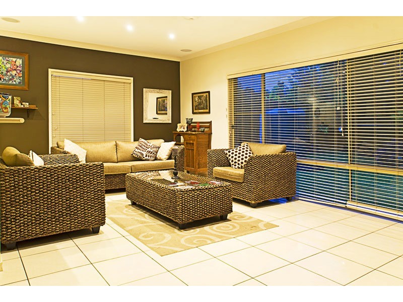 22 Nathanvale Drive, Mount Nathan QLD 4211