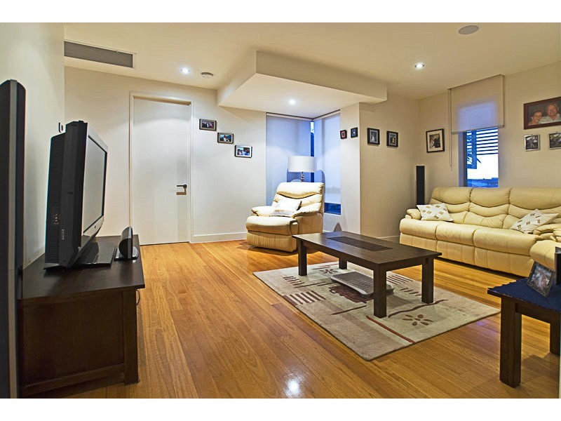 53 The Sovereign Mile, Sovereign Islands QLD 4216