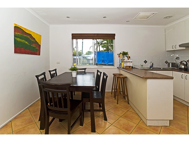 33 Windsor Place, Molendinar QLD 4214