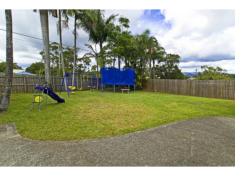33 Windsor Place, Molendinar QLD 4214
