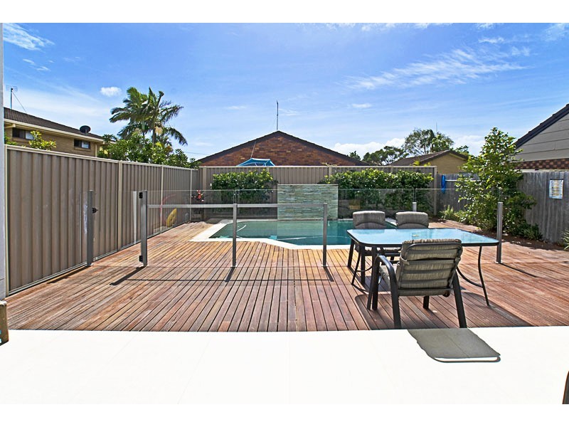 2-397 Bayview Street, Hollywell QLD 4216