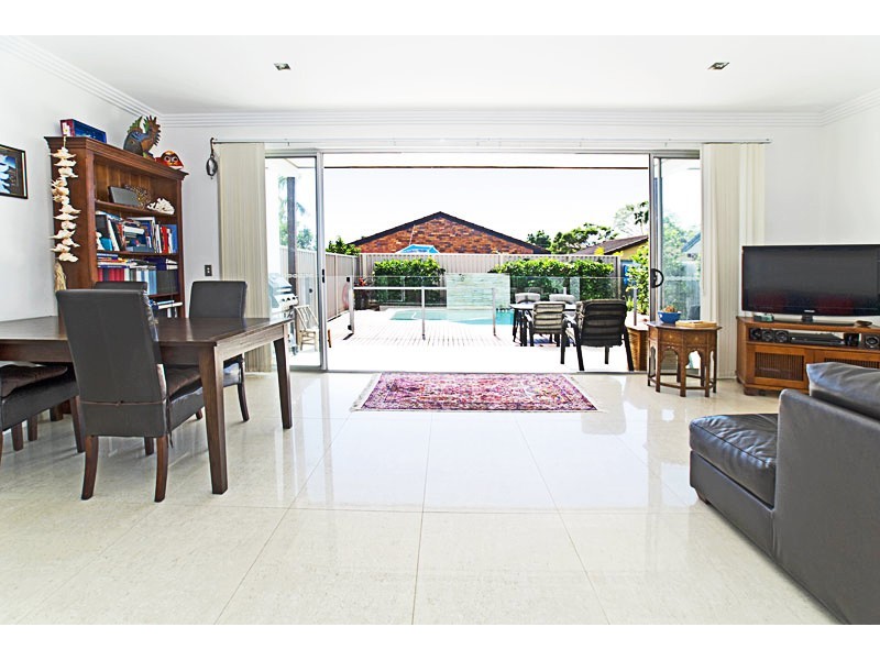 2-397 Bayview Street, Hollywell QLD 4216