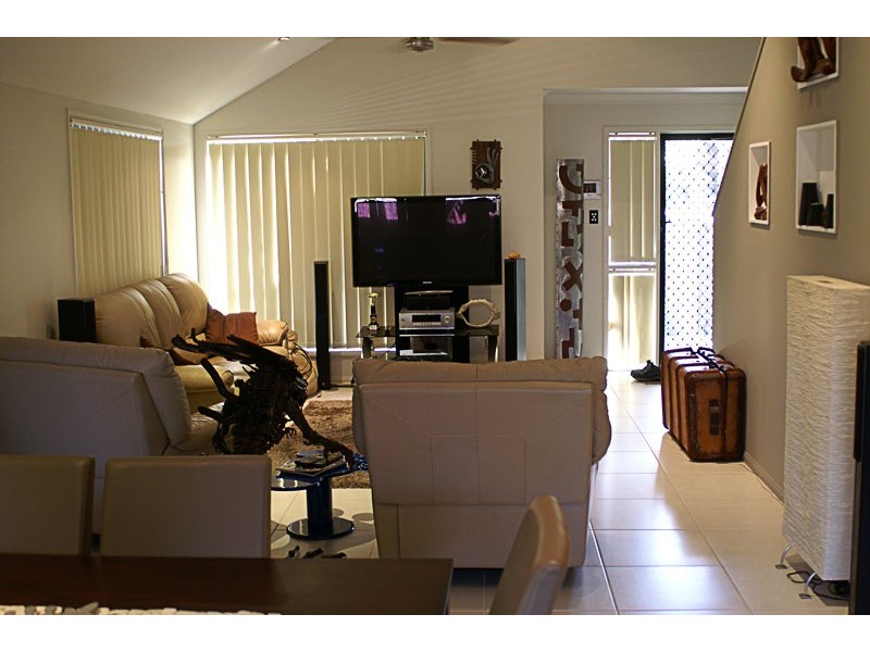 13 Thelma Street, Biggera Waters QLD 4216