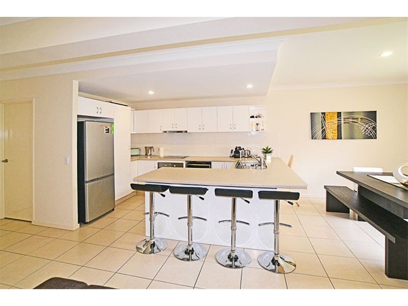 4,37-39  Solar Street, Beenleigh QLD 4207
