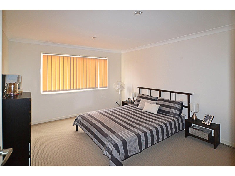4,37-39  Solar Street, Beenleigh QLD 4207