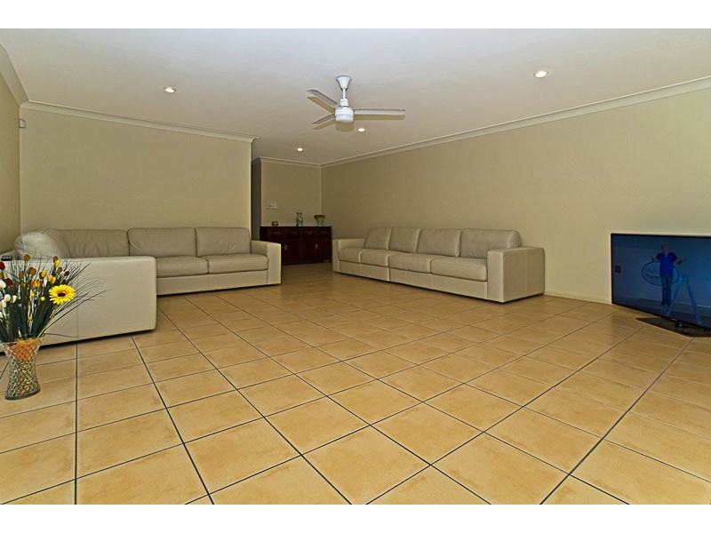 1-21 Paradise Parade, Paradise Point QLD 4216