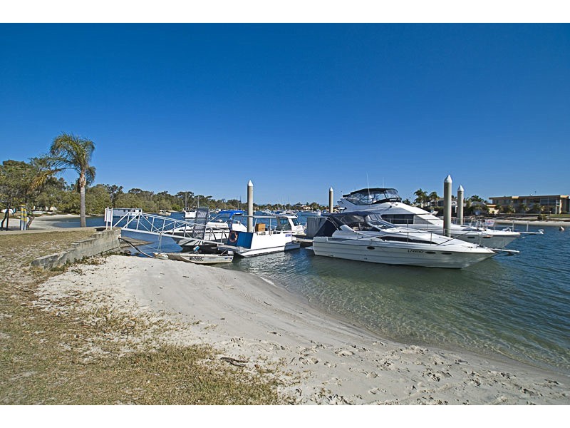 1-21 Paradise Parade, Paradise Point QLD 4216