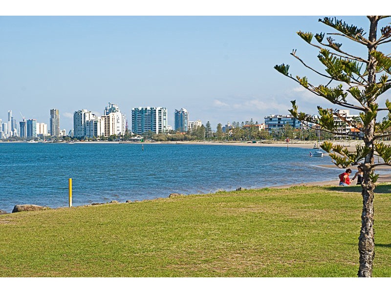 1/554 Marine Parade, Biggera Waters QLD 4216