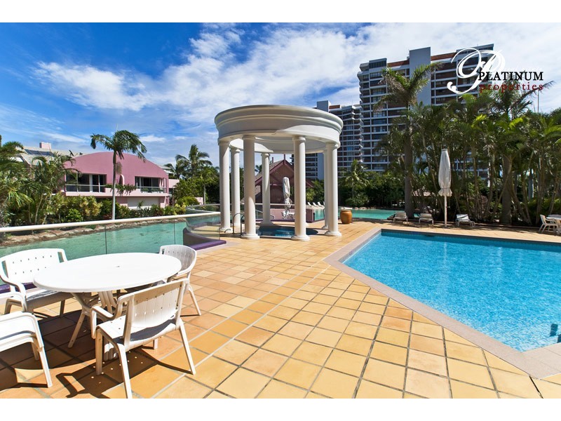 17 Commodore Drive, Surfers Paradise QLD 4217