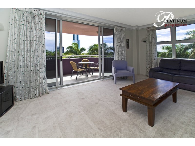 17 Commodore Drive, Surfers Paradise QLD 4217