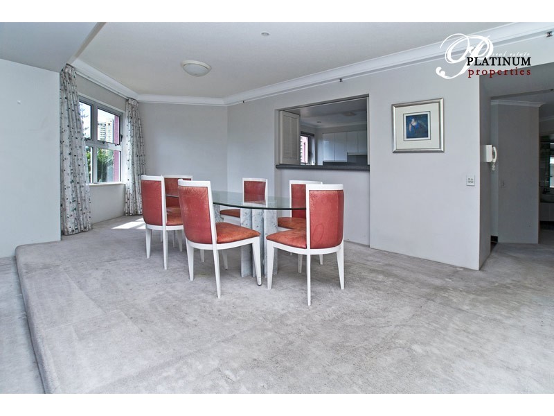 17 Commodore Drive, Surfers Paradise QLD 4217