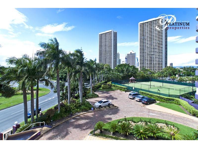 17 Commodore Drive, Surfers Paradise QLD 4217