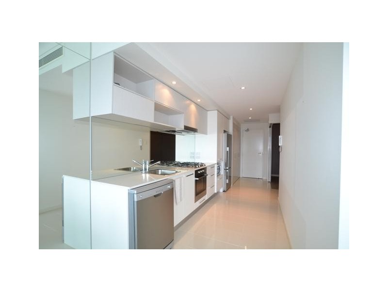 705/430 Marine Parade, Biggera Waters QLD 4216