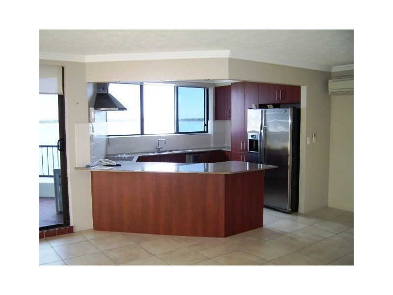 26/9 Bayview Street, Runaway Bay QLD 4216