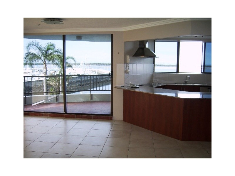 26/9 Bayview Street, Runaway Bay QLD 4216