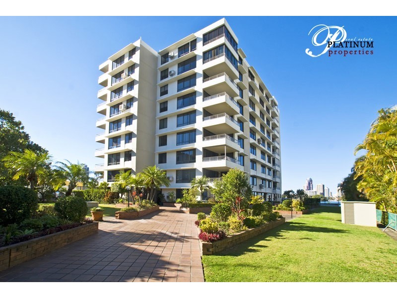 1/77 Brighton Parade, Southport QLD 4215