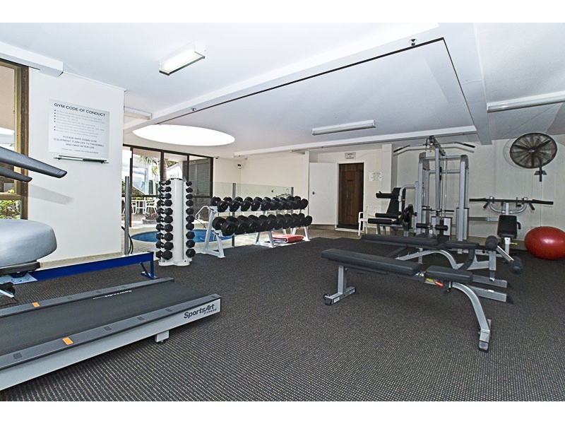 4/17 Bayview Street, Runaway Bay QLD 4216