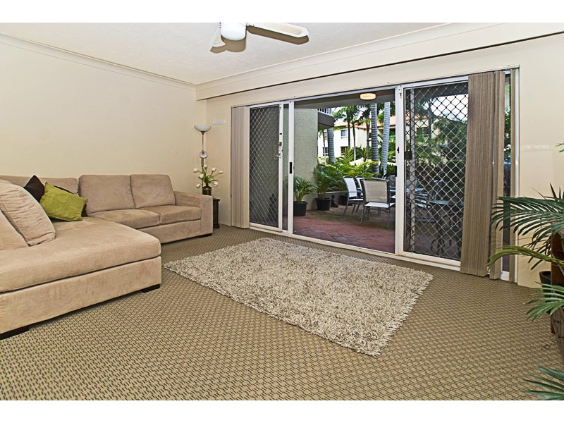 5-22 Jennifer Street, Runaway Bay QLD 4216