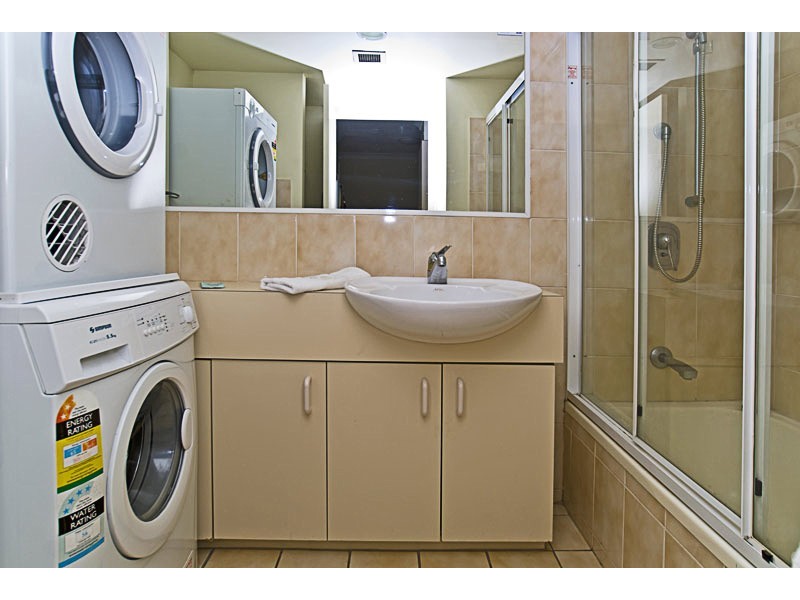 5-22 Jennifer Street, Runaway Bay QLD 4216