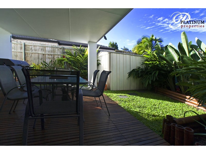 1/1 Marybeth Crescent, Molendinar QLD 4214