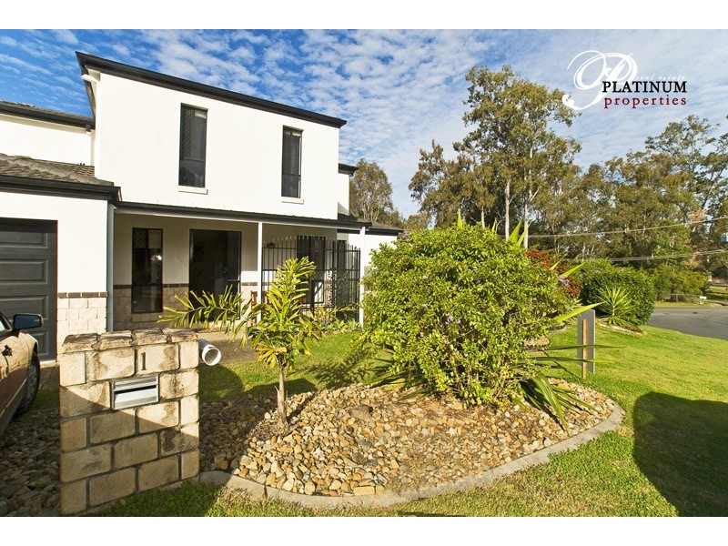 1/1 Marybeth Crescent, Molendinar QLD 4214