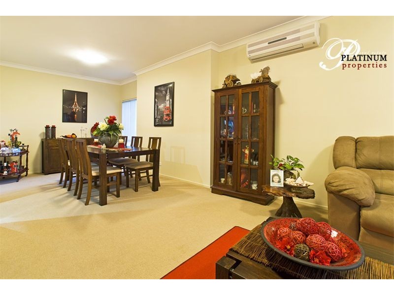 1 Lagos Court, Runaway Bay QLD 4216