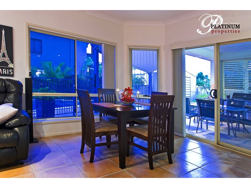 1 Lagos Court, Runaway Bay QLD 4216