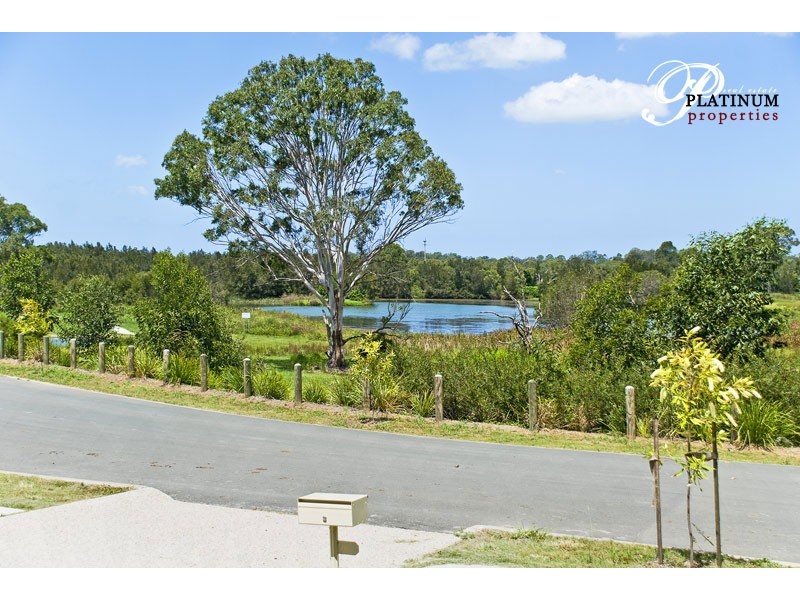 2/17 Sueinnes Street, Eagleby QLD 4207
