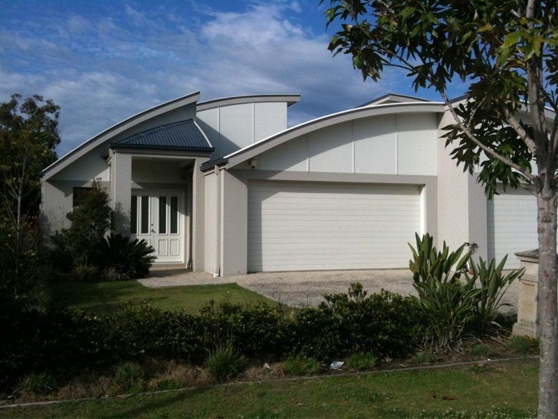 1/17 Silvermaple Street, Robina QLD 4226