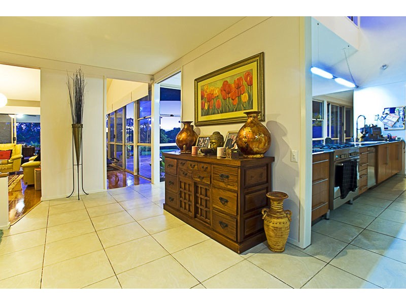 1 Riverbank Court, Ashmore QLD 4214