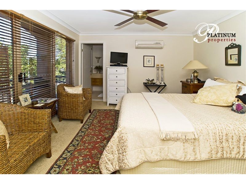 80 John Lund Drive, Hope Island QLD 4212