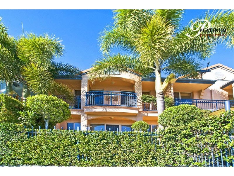 80 John Lund Drive, Hope Island QLD 4212