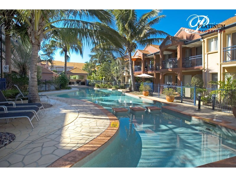 80 John Lund Drive, Hope Island QLD 4212