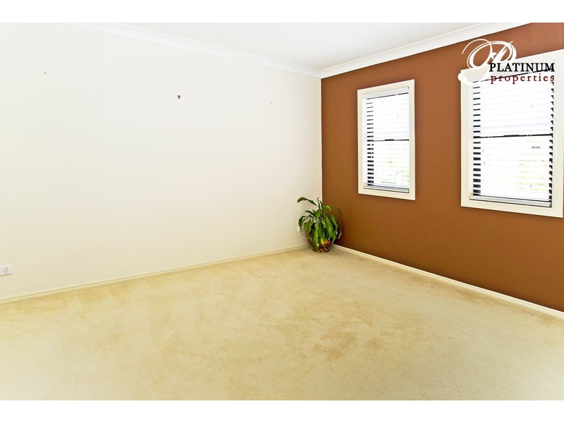 8390 Magnolia Drive East, Hope Island QLD 4212