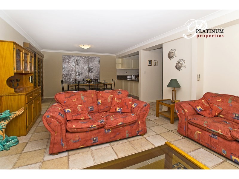 2/34 Bauer Street, Southport QLD 4215