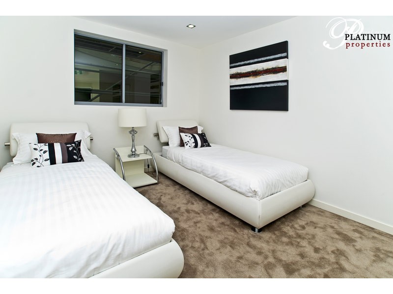 1 Town Centre Residential, Carrara QLD 4211