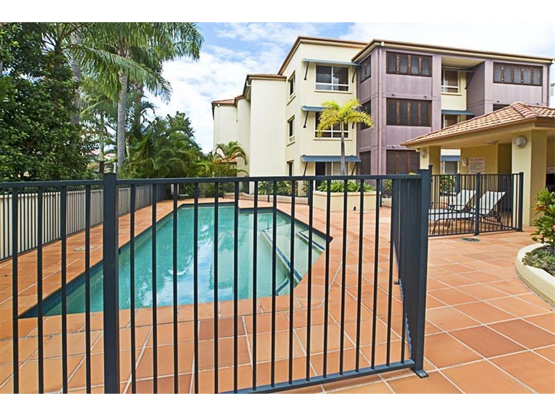 13/89 Bayview Street, Runaway Bay QLD 4216
