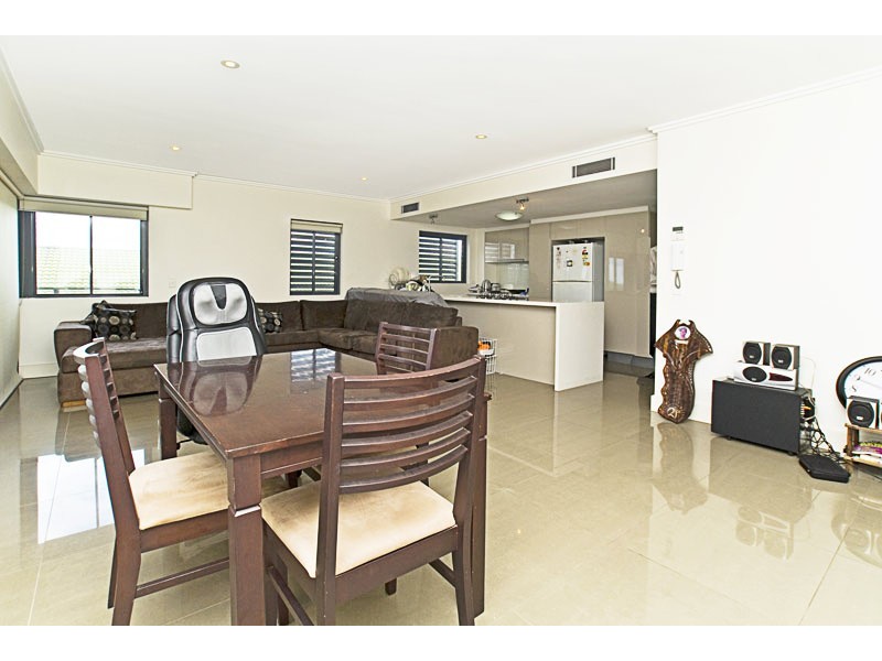 10-508 Marine Parade, Biggera Waters QLD 4216