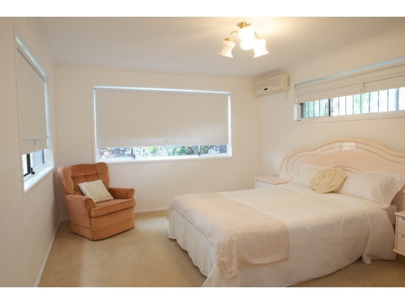 52 Columbus Drive, Hollywell QLD 4216