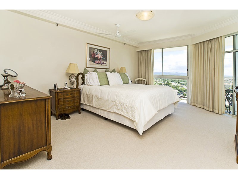 Level 15 15a-5 Bayview Street, Runaway Bay QLD 4216